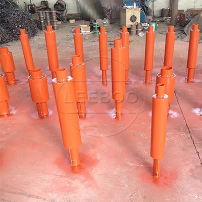 無約束波紋<a href=http://m.xixinlingfz.com target=_blank class=infotextkey>補償器</a>具有強力自導(dǎo)向和超強的抗彎才干