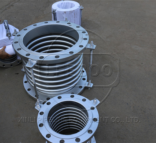 波紋<a href=http://m.xixinlingfz.com target=_blank class=infotextkey>補償器</a>防水擊方案