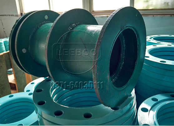 柔性套管式<a href=http://m.xixinlingfz.com target=_blank class=infotextkey>伸縮器</a>的管道作用