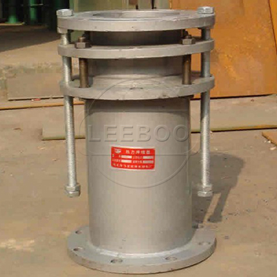 鑫利熱力<a href=http://m.xixinlingfz.com target=_blank class=infotextkey>伸縮器</a>用于蒸汽和熱水管線上